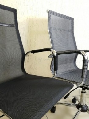 Кресло Barneo K-111H для персонала (черная сетка) в Троицке - troick.mebel-74.com | фото