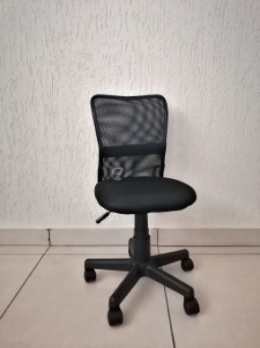 Кресло Barneo K-401 детское (черная ткань/сетка) в Троицке - troick.mebel-74.com | фото
