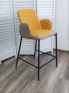 Полубарный стул NYX (H=65cm) VF106 желтый / VF120 серый М-City в Троицке - troick.mebel-74.com | фото