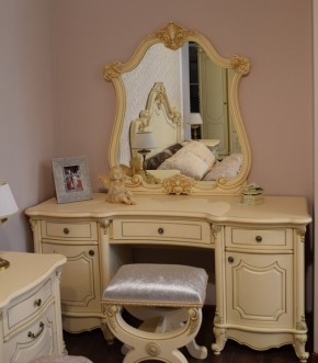 Туалетный стол + Зеркало Мона Лиза (крем) в Троицке - troick.mebel-74.com | фото